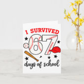 Funny Baseball I Survived 67 Days Of School Design カード (黄色い花)