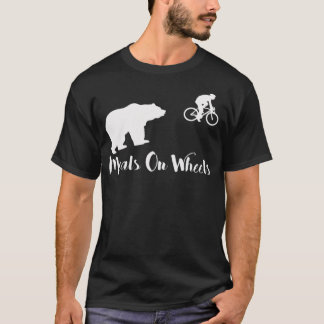 Funny Bear Chasing Bike Cyclist Meals on braap cyc Tシャツ