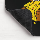 Funny Bear Eating Cheese Illustration For Food Lov マウスパッド (コーナー)