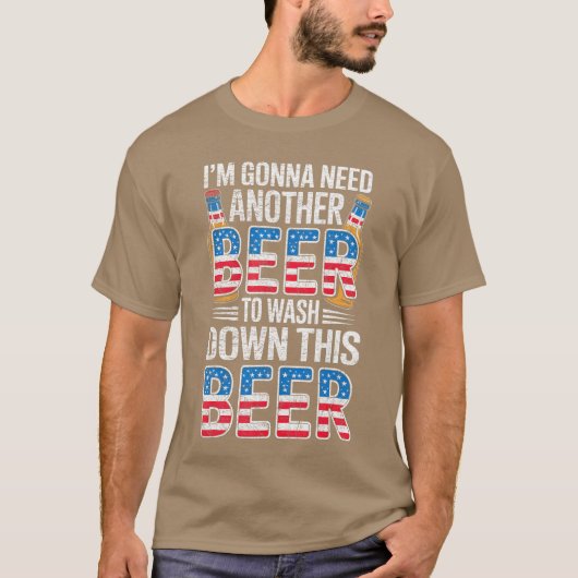 Funny Beer Drinking USA Flag 4th of July Retro Men Tシャツ (正面)