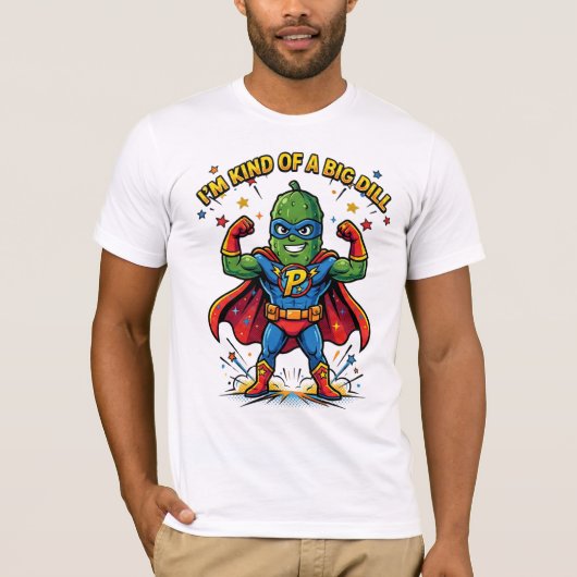 Funny Big Dill Pickle Superhero Comic Graphic Tシャツ (正面)