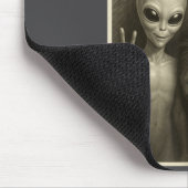 Funny Bigfoot, Alien, &amp; Yeti Sasquatch Rock On マウスパッド (コーナー)