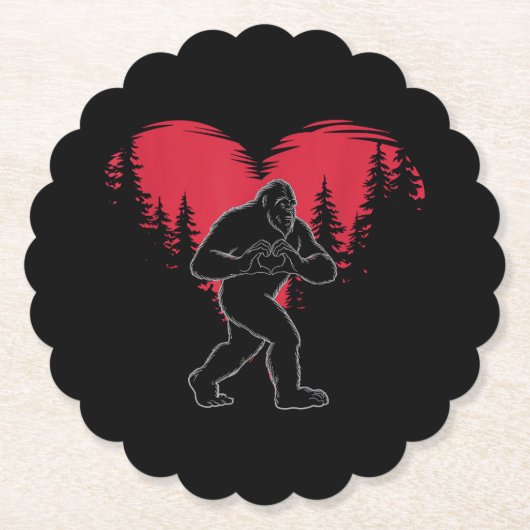 Funny Bigfoot in Love Heart Happy Valentine's Day ペーパーコースター (正面)