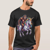 Funny Bigfoot On Unicorn Rainbow Sunglasses Tシャツ (正面)