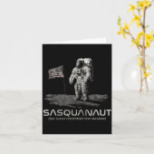 Funny Bigfoot Sasquatch Space Sasquanaut  カード (黄色い花)