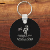 Funny Bigfoot Sasquatch Space Sasquanaut  キーホルダー (正面)