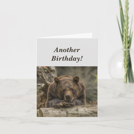Funny Birthday it's Grizzly Bear Humor カード (正面)