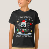 Funny Black Cat Christmas I Survived 67 Days Of Sc Tシャツ (正面)