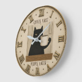Funny Black Cat Coffee First People Later Cat Love ラージ壁時計 (傾斜)