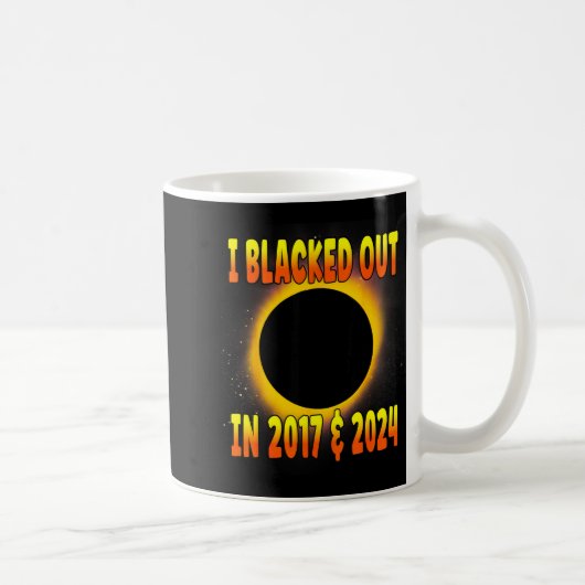 Funny Blacked Out 2017 Total Solar コーヒーマグカップ (右)