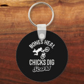 Funny Bones Heal Chicks Dig S Bmx Biking  キーホルダー (正面)