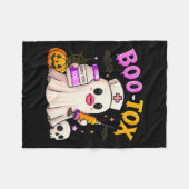Funny Boo Tox Aesthetic Nurse Ghost Skull Pumpkin フリースブランケット (正面(横))