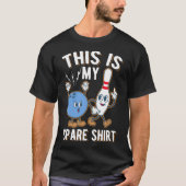 Funny Bowling Quote This is my Spare Tシャツ (正面)