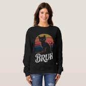 Funny Bruh Cat Meme Vintage Sunset Design スウェットシャツ (正面フル)
