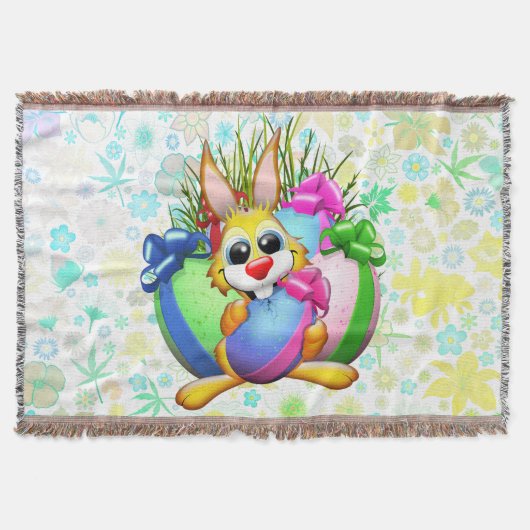 Funny Bunny biting an Easter Egg スローブランケット (正面)