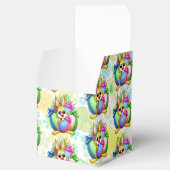 Funny Bunny biting an Easter Egg フェイバーボックス (オープン)