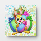 Funny Bunny biting an Easter Egg フォトプラーク (正面)