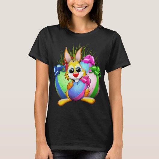 Funny Bunny biting an Easter Egg Tシャツ (正面)