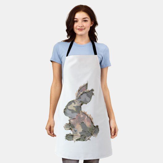 Funny Bunny Crochet Patchwork Camo Rabbit Happy Ea エプロン (着用した状態)