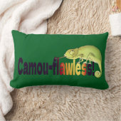 Funny Camou-flawless Chameleon Pun ランバークッション (ブランケット)