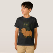 Funny Capybara Black Cat Animal Lover Mom Dad Kids Tシャツ (正面フル)