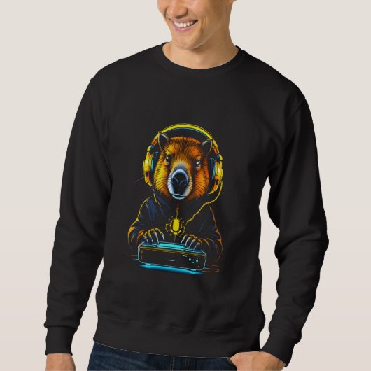 Funny Capybara Tee Gamepad Headphones Video Games スウェットシャツ (正面)