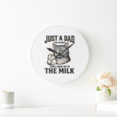 Funny Cat Dad Came Back With The Milk Vintage Shir ラージ壁時計 (ホーム)
