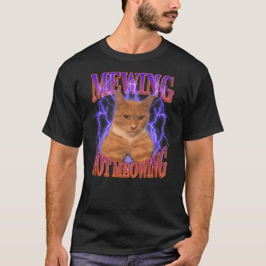 Funny Cat Meme Mewing LooksMax Meowing cat Trend Tシャツ (正面)