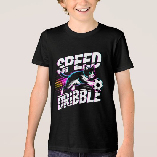 Funny Cat Playing Soccer - Gift for Kids & Teens トライブレンドＴシャツ (正面)