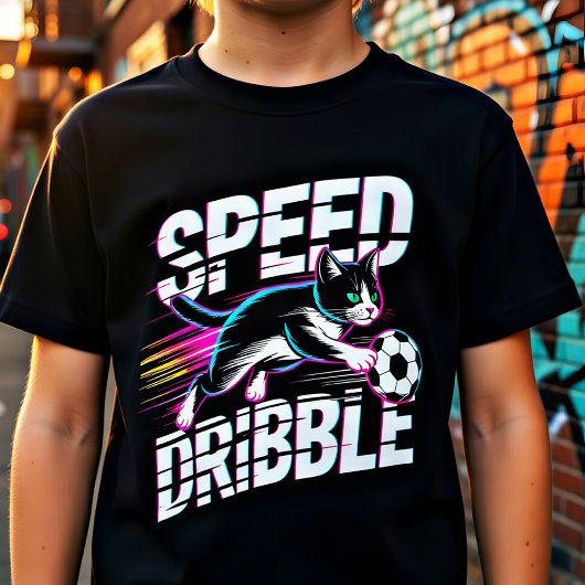 Funny Cat Playing Soccer - Gift for Kids & Teens トライブレンドＴシャツ