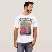 Funny Cat Side Quest RPG Design Tシャツ (正面フル)