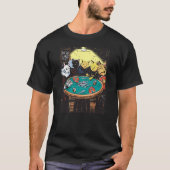 Funny Cats Playing Poker Art Cat Tシャツ (正面)