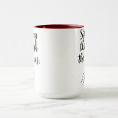 Funny Chaos Quote Coffee Mug - 混乱の中をくぐり抜けて マグカップ (中央)