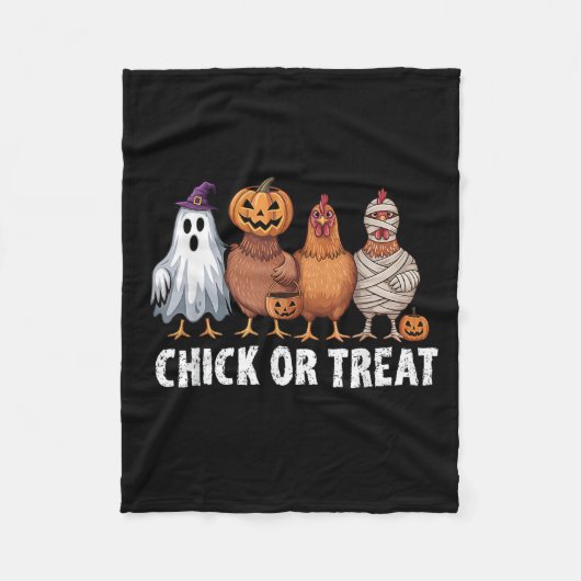 Funny Chick Or Treat Chickens Ghost Witchy Hallowe フリースブランケット (正面)