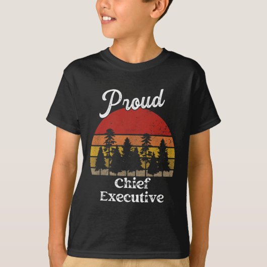 Funny Chief Executive Shirts Job Title Professions Tシャツ (正面)