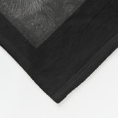 Funny Chihuahua Selfie With Bigfoot Sasquatch Cryp フリースブランケット (角)