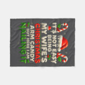 Funny Christmas Arm Candy Husband Holiday Couple H フリースブランケット (正面(横))