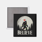 Funny Christmas Bigfoot Santa Hat Moon Sasquatch K マグネット (正面/裏面)
