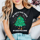 Funny Christmas Goose Dressed as Christmas Tree Tシャツ