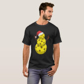 Funny Christmas Pickleball Snowman Pickleball Play Tシャツ (正面フル)