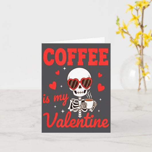 Funny Coffee Is My Valentine Caffeine Lover Retro  カード (黄色い花)