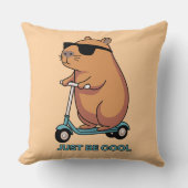 Funny Cool Capybara Scooter Vibes クッション (正面)