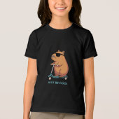 Funny Cool Capybara Scooter Vibes T-Shirt トライブレンドＴシャツ (正面)