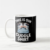 Funny Cow Couple Idea This Is Our Cuddle  コーヒーマグカップ (左)