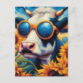 Funny Cow in Sunglasses in a Sunflower Field ポストカード (正面)