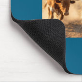 Funny Cowboy Cat Selfie With Charging Bull Western マウスパッド (コーナー)