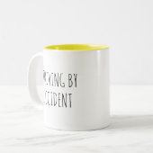Funny Coworker Quotes Office Humor Gift Mug ツートーンマグカップ (正面左)