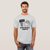 Funny Cruise shirt Most Likely Blow Wi-Fi Minutes Tシャツ (正面フル)