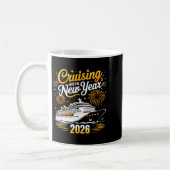 Funny Cruising Into 2026 New Year Matching Family  コーヒーマグカップ (左)
