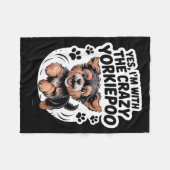Funny Cute Pet Mix Dog Pup Yes I'm With The Crazy  フリースブランケット (正面(横))